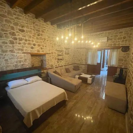 Stony House In The Old Town Holiday home *